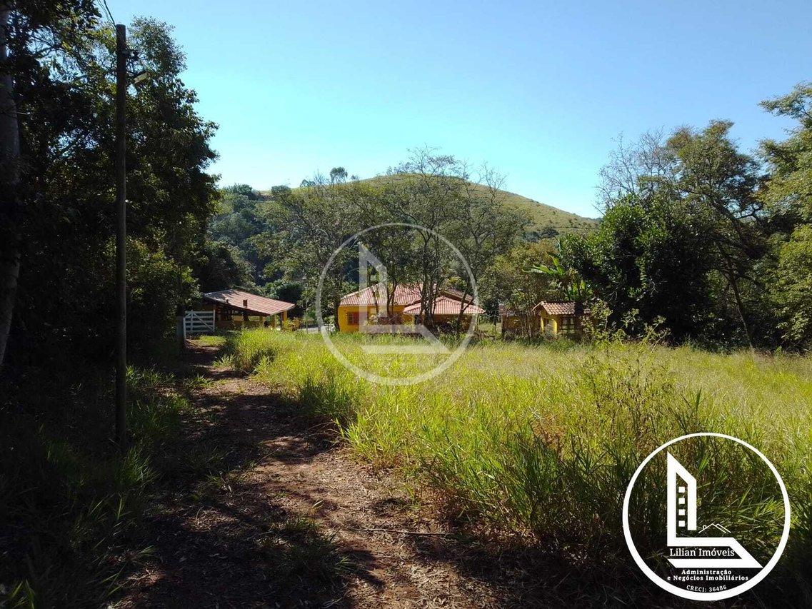 Ótima oportunidade, lindo sítio à venda município de Campanha sentido Fernão Dias! Área Rural Três Corações - 