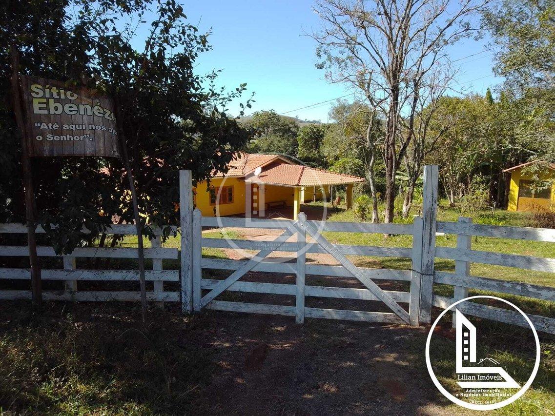 Ótima oportunidade, lindo sítio à venda município de Campanha sentido Fernão Dias! Área Rural Três Corações - 