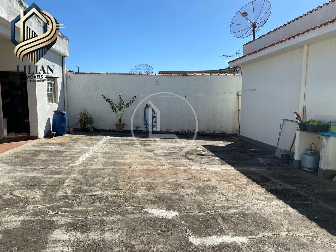Ótima casa à venda no Jardim América! Rua Uruguai Três Corações - 