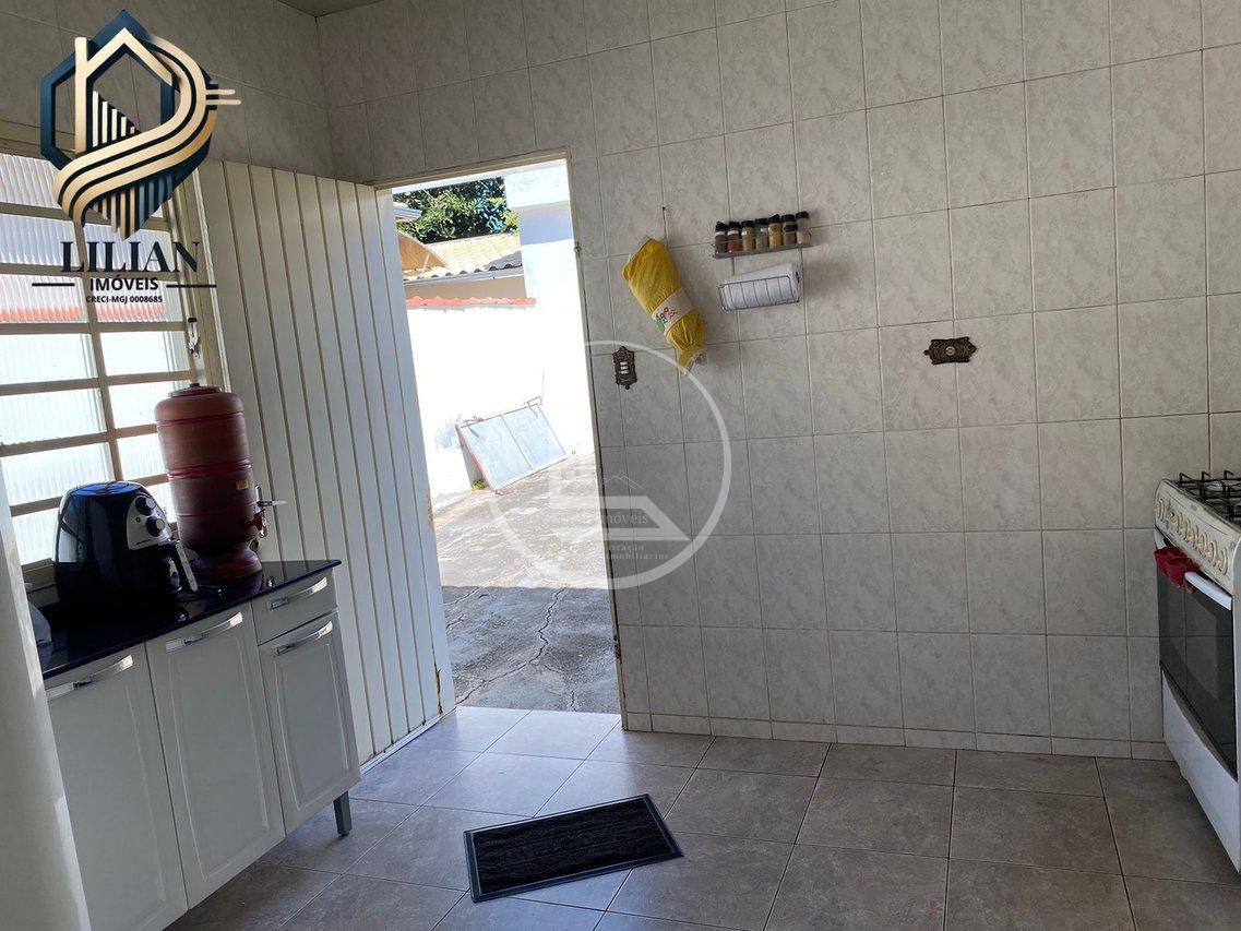 Ótima casa à venda no Jardim América! Rua Uruguai Três Corações - 