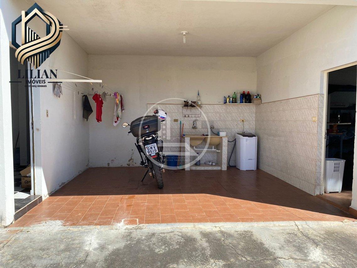 Ótima casa à venda no Jardim América! Rua Uruguai Três Corações - 
