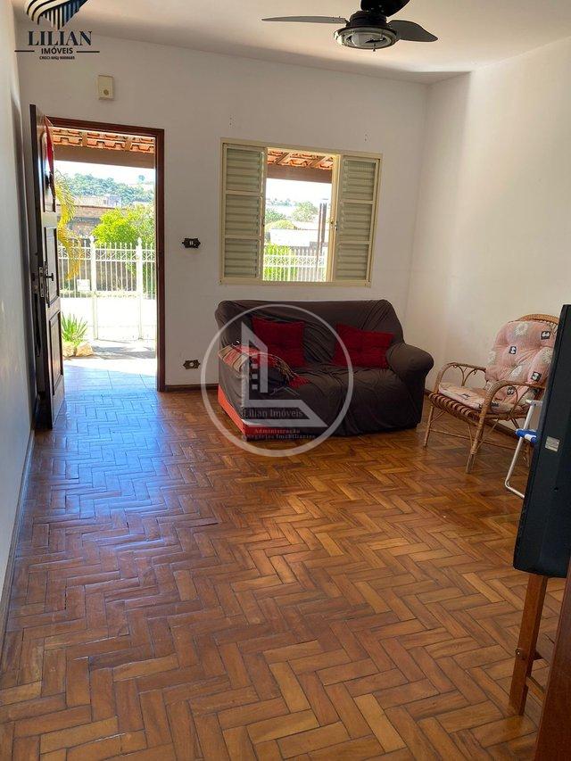 Ótima casa à venda no Jardim América! Rua Uruguai Três Corações - 