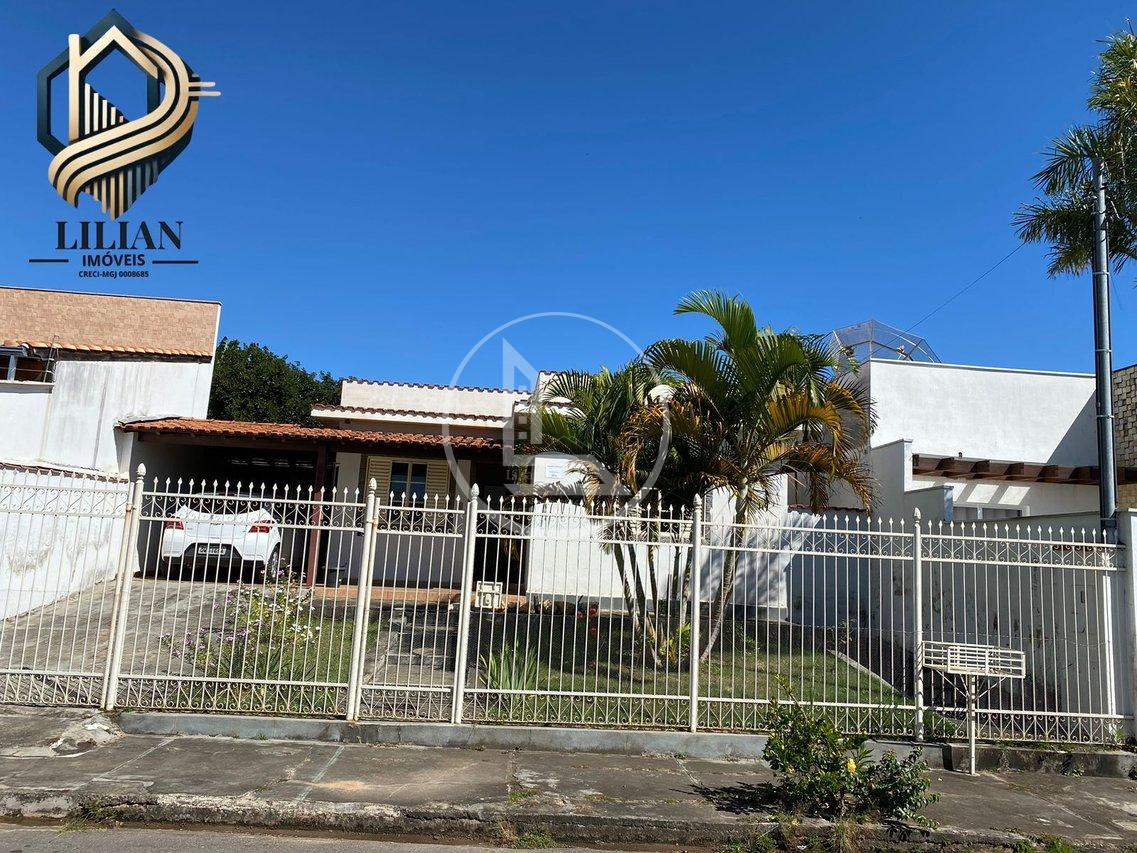 Ótima casa à venda no Jardim América! Rua Uruguai Três Corações - 