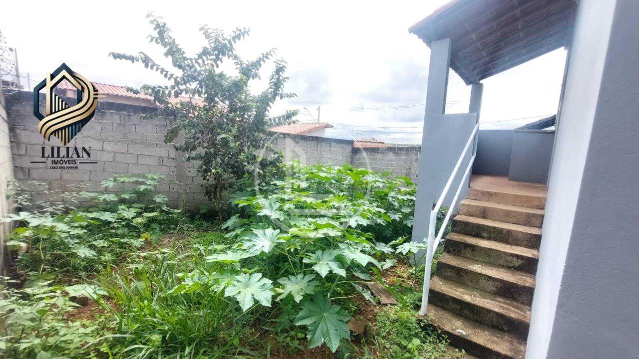 Oportunidade, casa à venda no bairro California! Rua Vinte e Cinco Três Corações - 