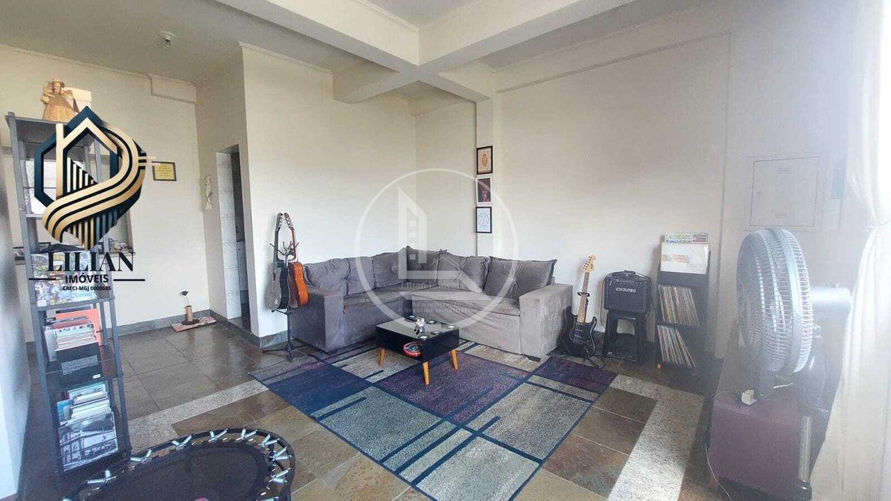 Sobrado Imponente à Venda – Conforto, Estilo e Vista Incrível em Alfenas-MG! Rua Juscelino Ferreira Alfenas - 