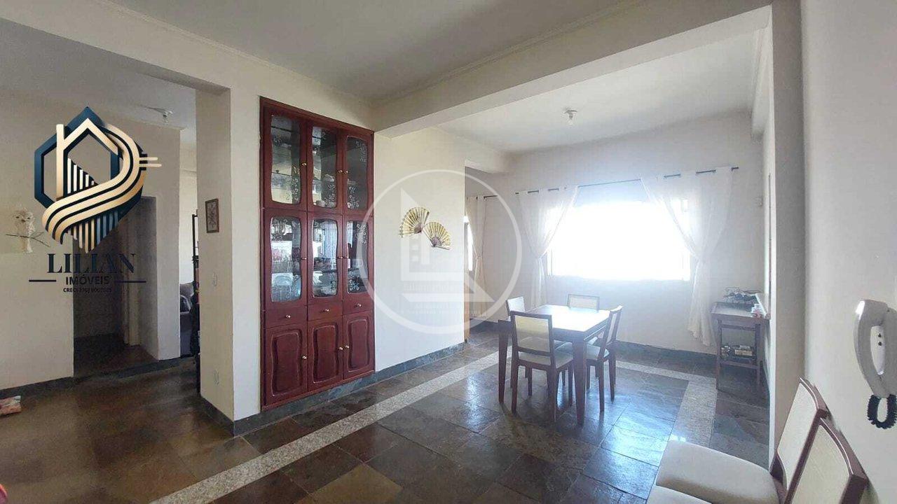 Sobrado Imponente à Venda – Conforto, Estilo e Vista Incrível em Alfenas-MG! Rua Juscelino Ferreira Alfenas - 