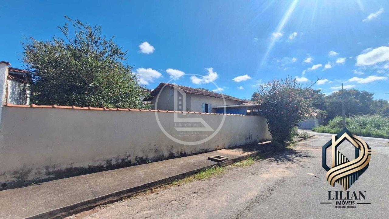 Oportunidade, casa à venda no bairro Bandeirantes! Avenida Fernão Dias Três Corações - 