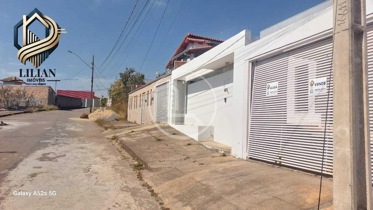 Ótima oportunidade, linda casa à venda no bairro Morada do Sol em Três Corações-MG! Rua Laudelina Três Corações - 