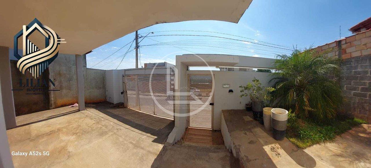 Ótima oportunidade, linda casa à venda no bairro Morada do Sol em Três Corações-MG! Rua Laudelina Três Corações - 