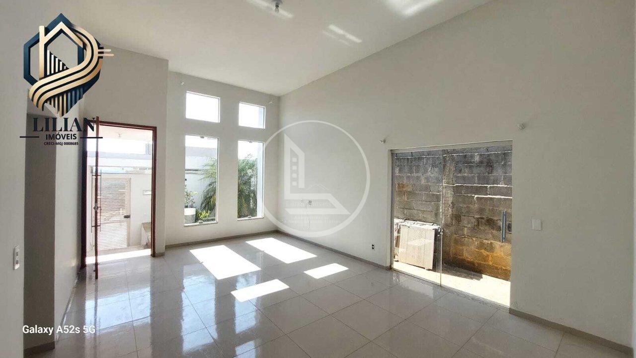 Ótima oportunidade, linda casa à venda no bairro Morada do Sol em Três Corações-MG! Rua Laudelina Três Corações - 