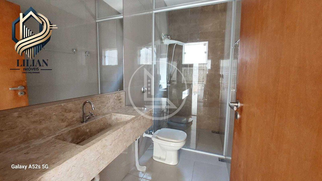 Ótima oportunidade, linda casa à venda no bairro Morada do Sol em Três Corações-MG! Rua Laudelina Três Corações - 