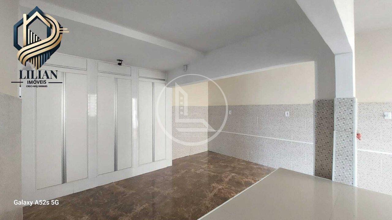 “Encantadora Casa para locação em bairro Familiar, Tranquilo e Aconchegante” Rua Benedito Avelino de Lima Alfenas - 