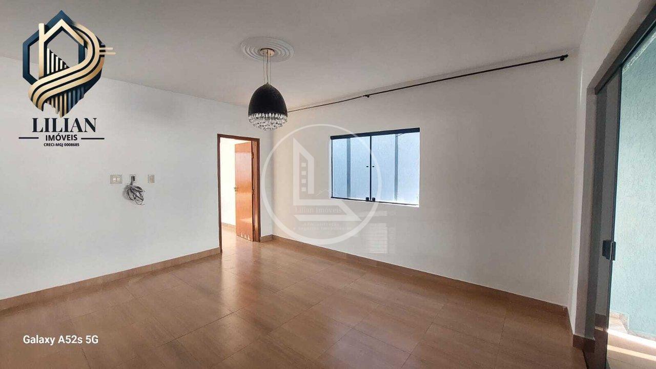 “Encantadora Casa para locação em bairro Familiar, Tranquilo e Aconchegante” Rua Benedito Avelino de Lima Alfenas - 