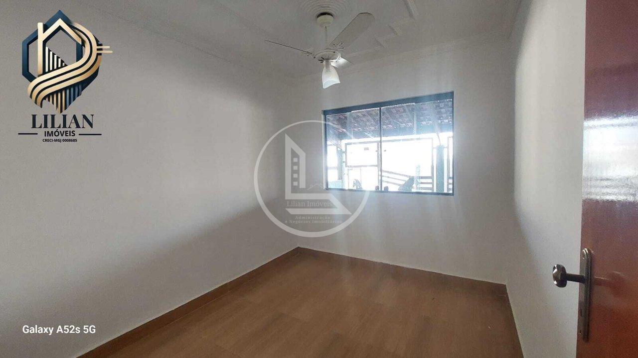 “Encantadora Casa para locação em bairro Familiar, Tranquilo e Aconchegante” Rua Benedito Avelino de Lima Alfenas - 