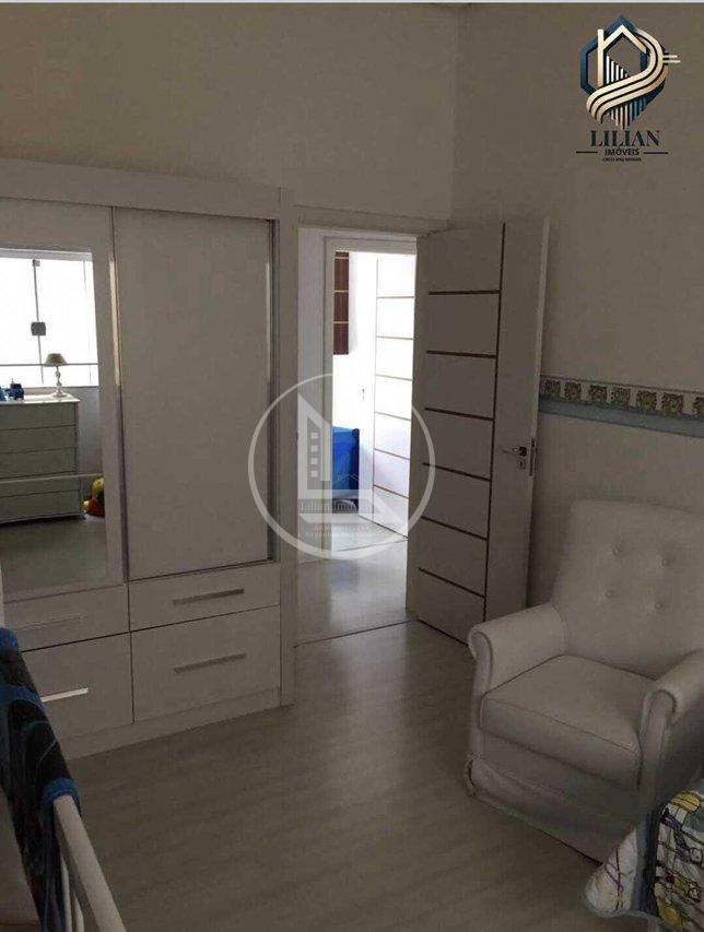 Ótima oportunidade, linda casa à venda no bairro São Conrado em Três Corações -MG! Avenida Ângelo Grossi Três Corações - 