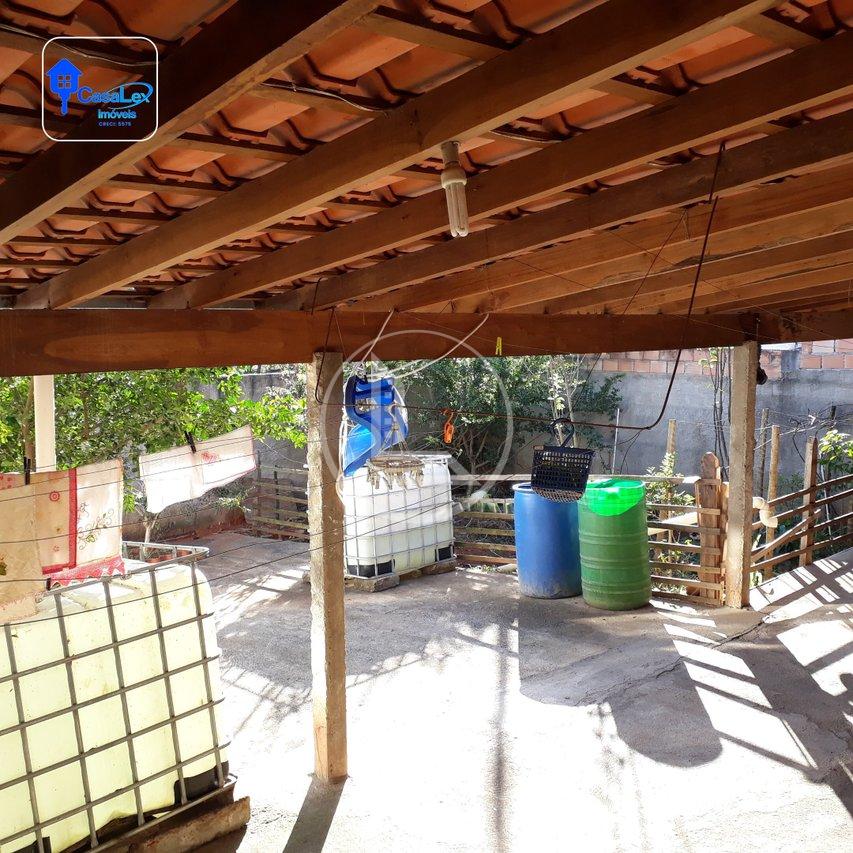 Casa à venda no Jardim Europa, muito bem localizada Rua Itália Três Corações - 