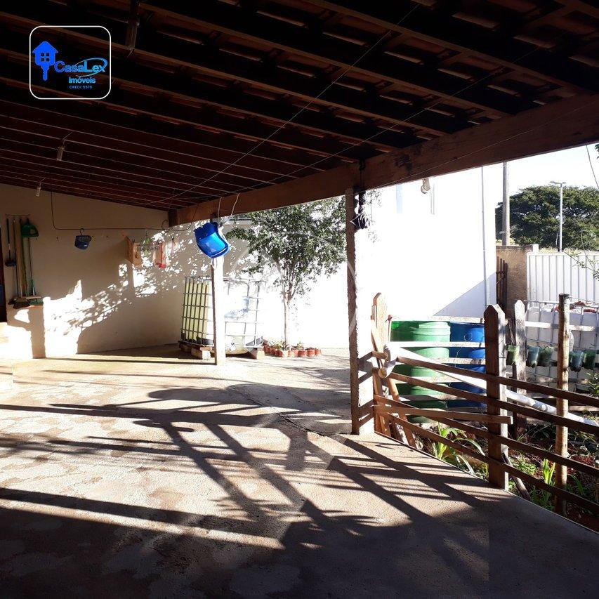 Casa à venda no Jardim Europa, muito bem localizada Rua Itália Três Corações - 