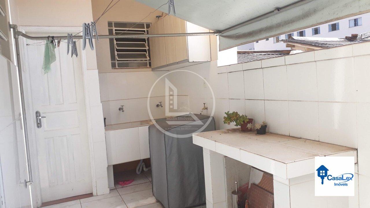 Apartamento no Centro ao lado da Matriz, confira! Rua Desembargador Alberto Luz Três Corações - 