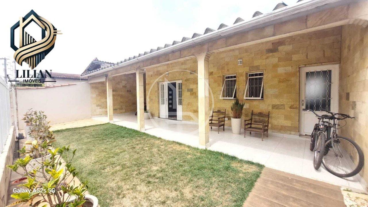 Grande Oportunidade! Casa a venda no bairro Jardim América Rua Groenlândia Três Corações - 