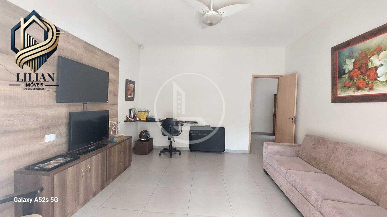 Grande Oportunidade! Casa a venda no bairro Jardim América Rua Groenlândia Três Corações - 