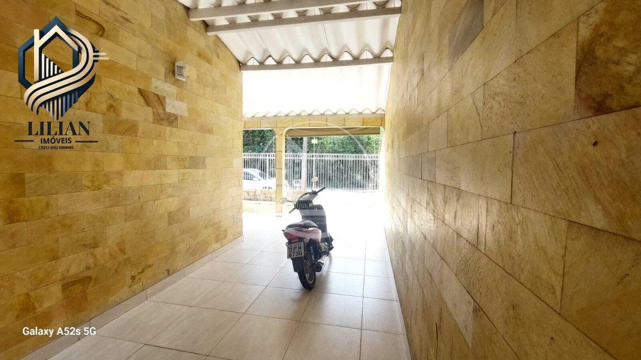 Grande Oportunidade! Casa a venda no bairro Jardim América Rua Groenlândia Três Corações - 