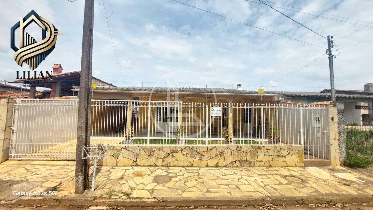 Grande Oportunidade! Casa a venda no bairro Jardim América Rua Groenlândia Três Corações - 
