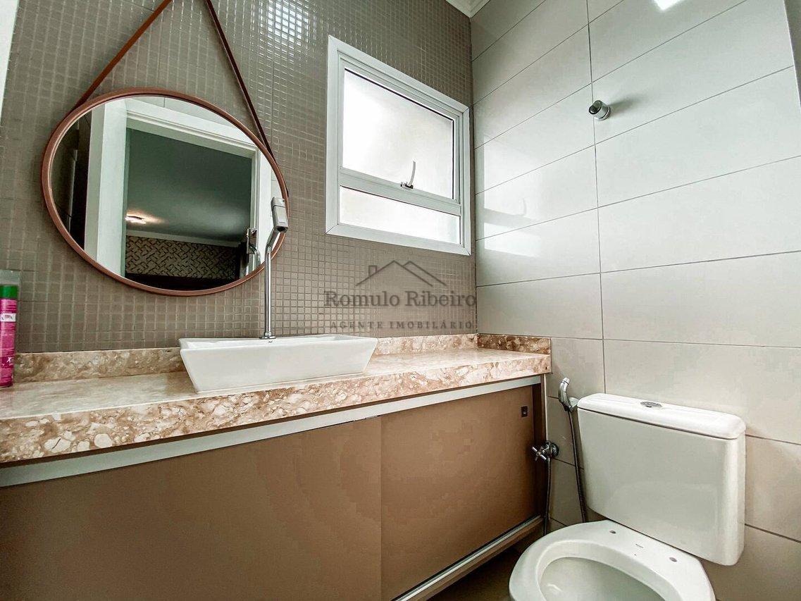 Casa 3 Dormitórios 258m²/ Piscina Condomínio Quinta do Pinhal Cabreúva-SP Alameda dos Tucanos Cabreuva - 