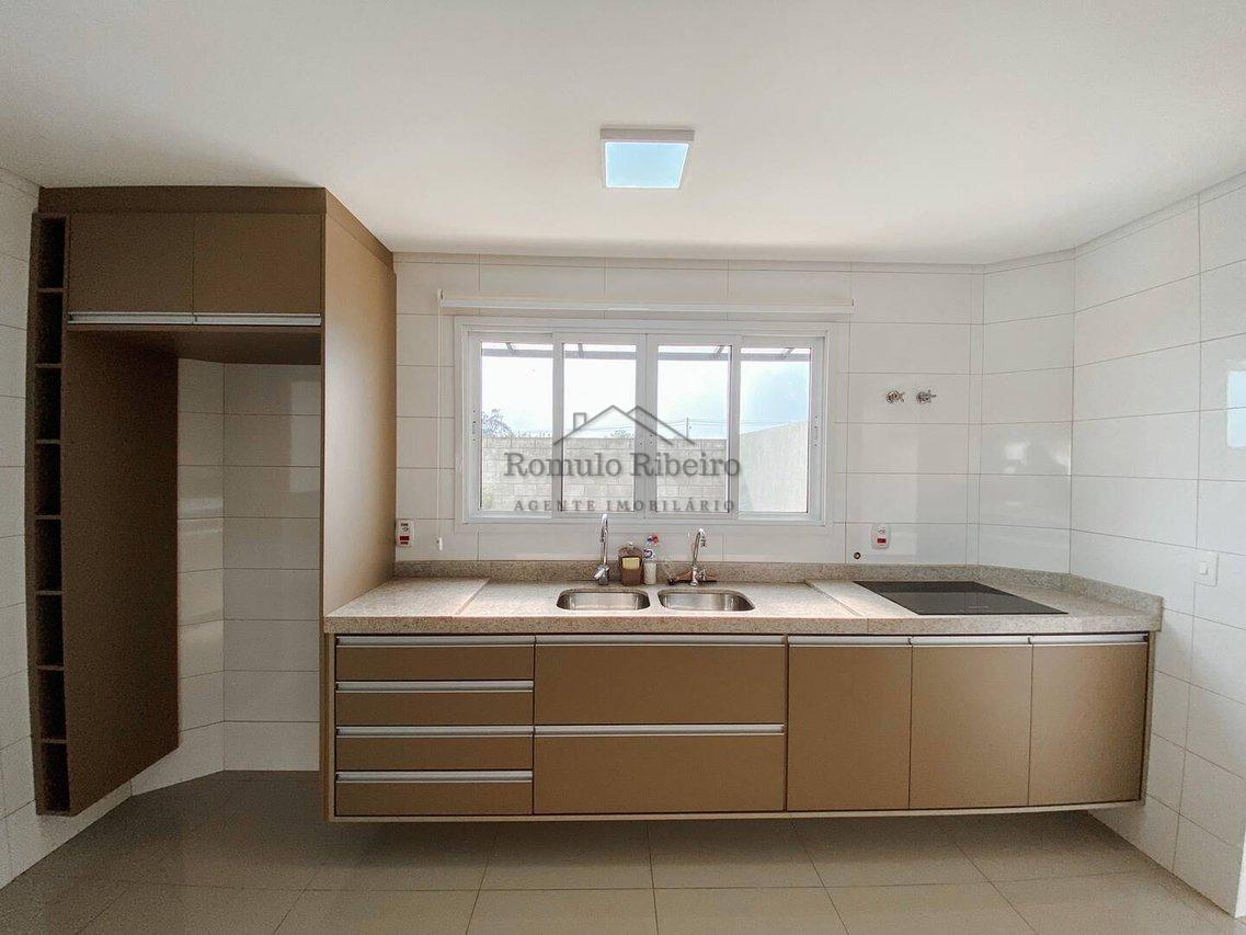 Casa 3 Dormitórios 258m²/ Piscina Condomínio Quinta do Pinhal Cabreúva-SP Alameda dos Tucanos Cabreuva - 