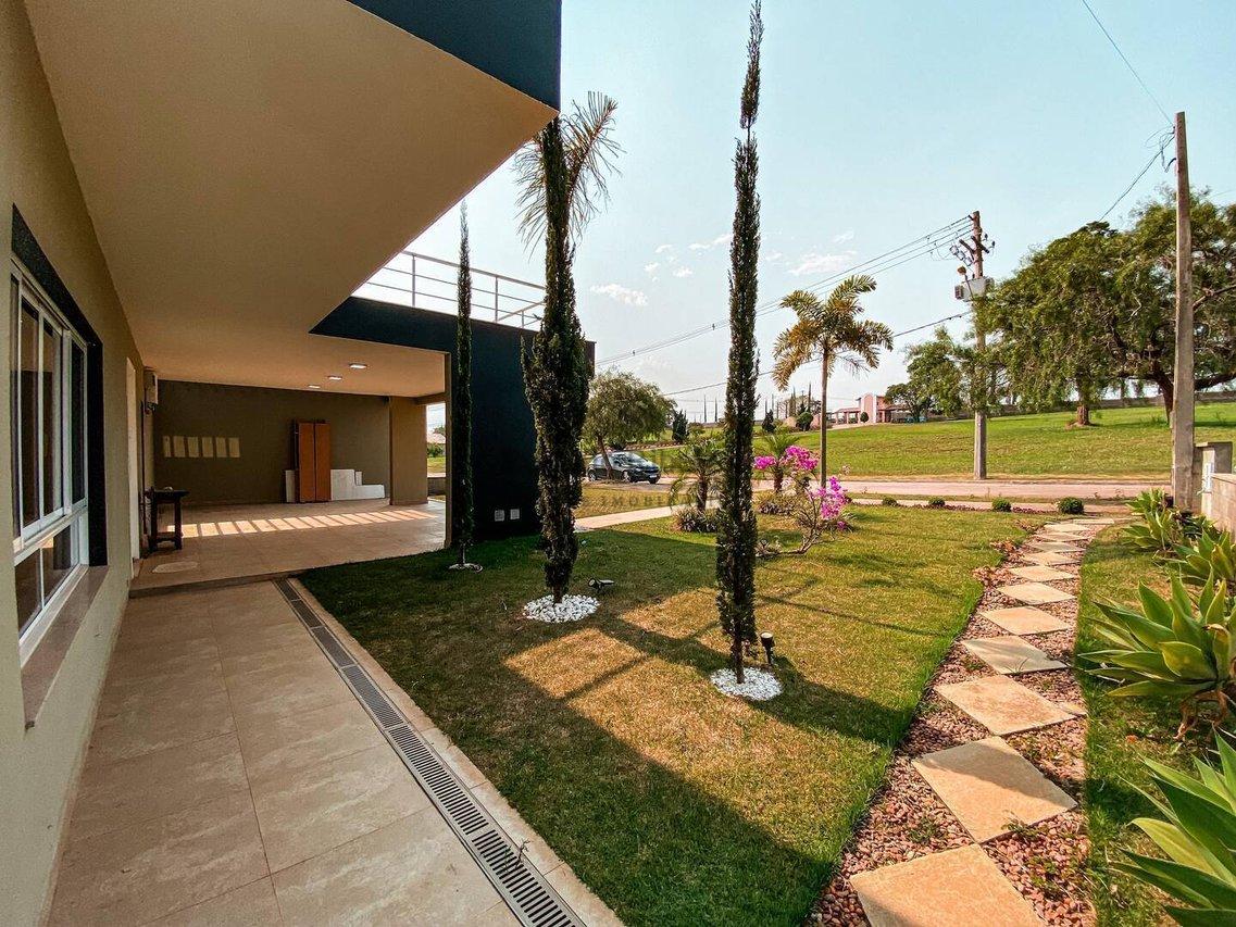 Casa 3 Dormitórios 258m²/ Piscina Condomínio Quinta do Pinhal Cabreúva-SP Alameda dos Tucanos Cabreuva - 