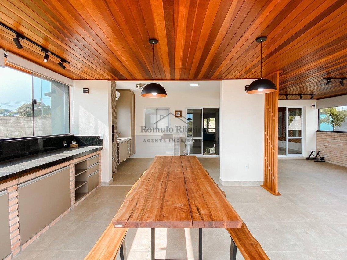 Casa 3 Dormitórios 258m²/ Piscina Condomínio Quinta do Pinhal Cabreúva-SP Alameda dos Tucanos Cabreuva - 