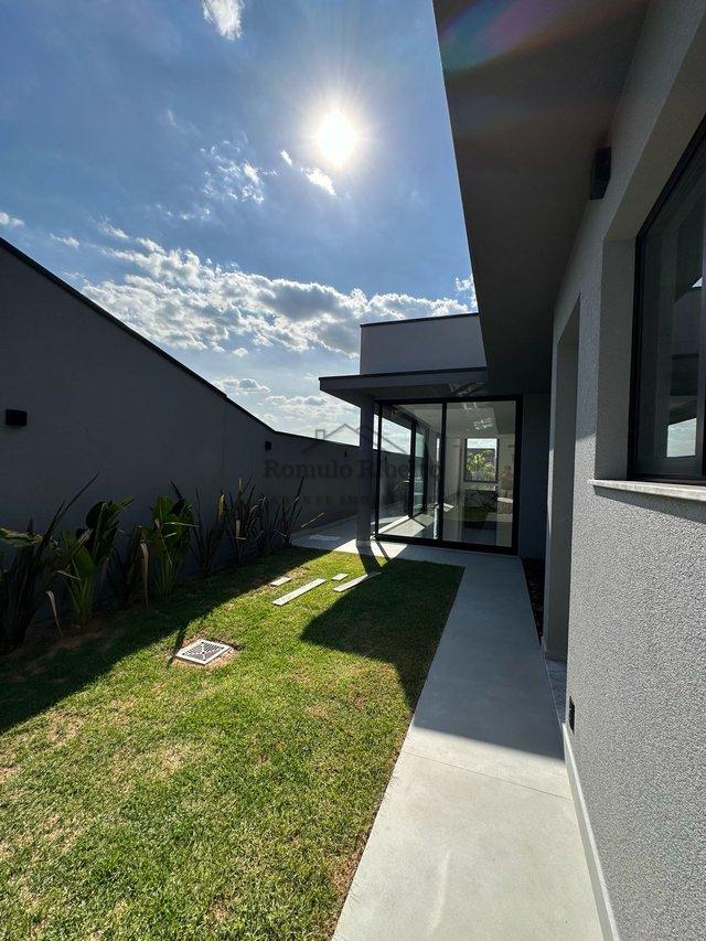 Casa 3 Dormitórios 174,18m2  AC/ R$1.400.00,00 Residencial Pecan – Itupeva/SP Via Paulo Leone Itupeva - 