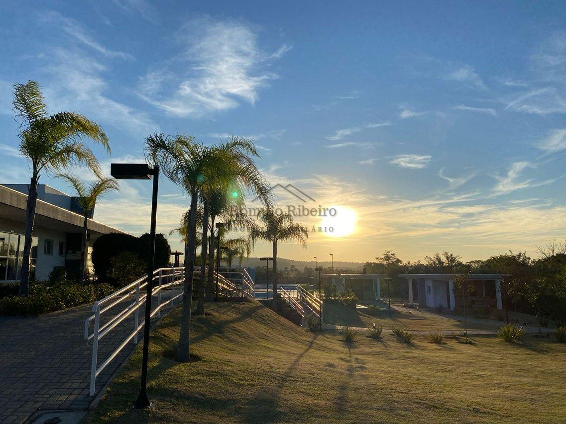 Casa 3 Dormitórios 174,18m2  AC/ R$1.400.00,00 Residencial Pecan – Itupeva/SP Via Paulo Leone Itupeva - 