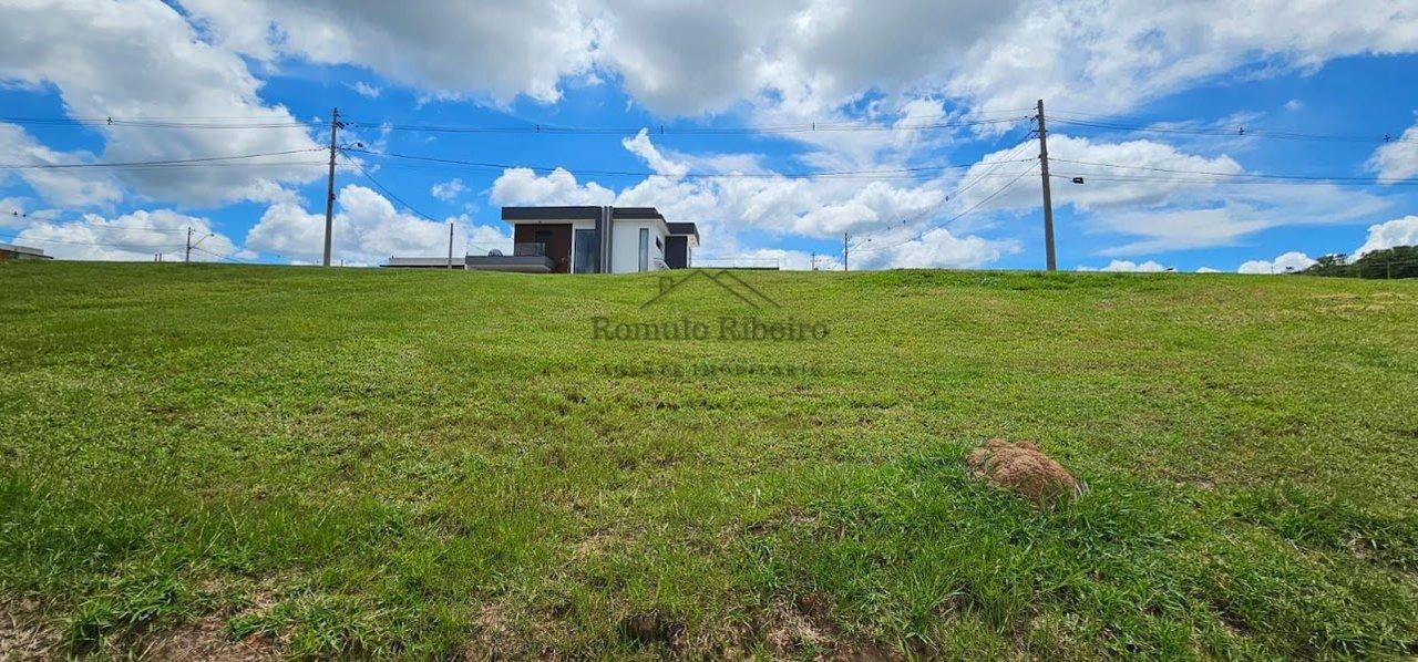 Terreno em Condomínio Villagio Azzure Itupeva-SP 367M² Declive R$300.000,00 Alameda Iris Itupeva - 