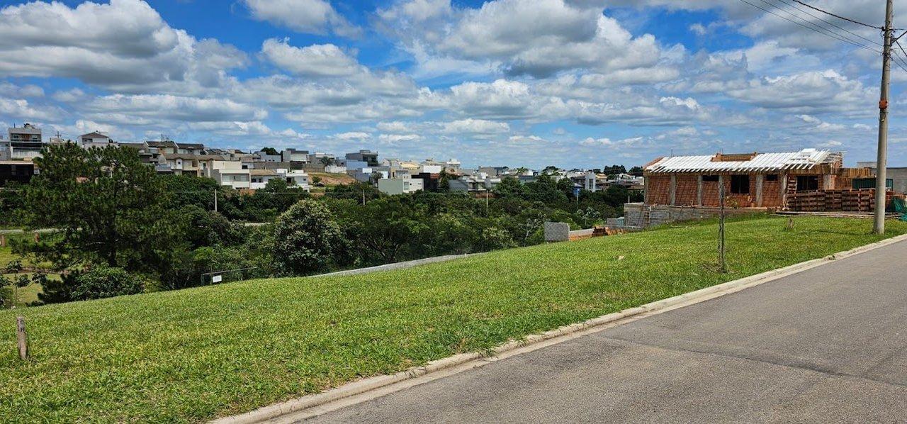 Terreno em Condomínio Villagio Azzure Itupeva-SP 367M² Declive R$300.000,00 Alameda Iris Itupeva - 