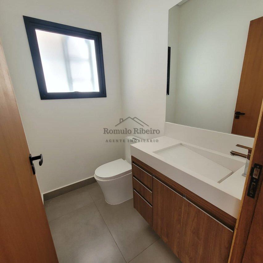 Casa 3 Dorm. 170m² AC/ R$1.250.000,00 Condomínio Lagos D’Icaraí, Salto em São Paulo Rua Guaíba Salto - 