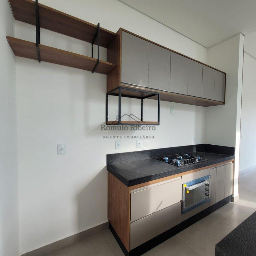 Casa 3 Dorm. 170m² AC/ R$1.250.000,00 Condomínio Lagos D’Icaraí, Salto em São Paulo Rua Guaíba Salto - 