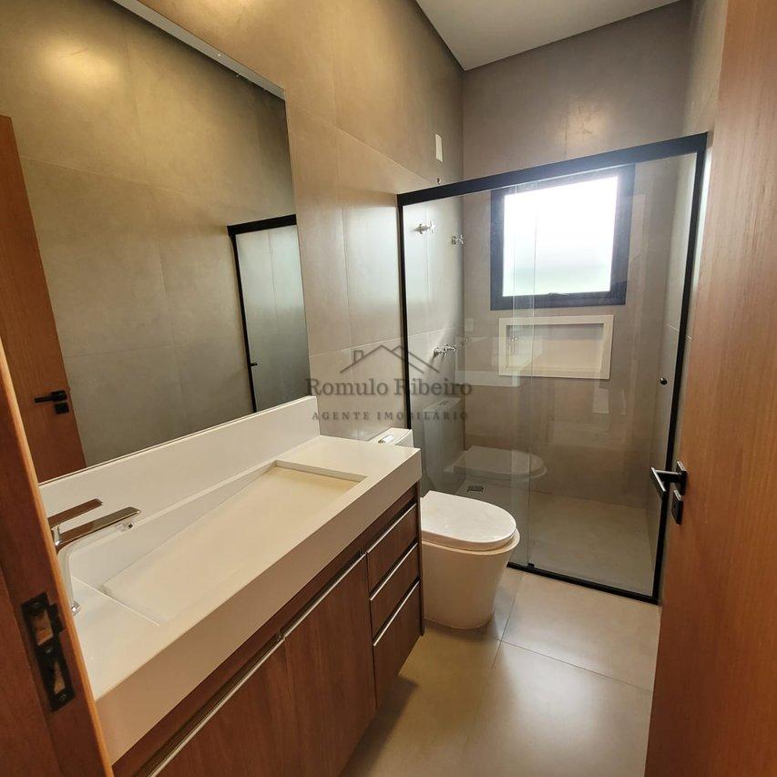 Casa 3 Dorm. 170m² AC/ R$1.250.000,00 Condomínio Lagos D’Icaraí, Salto em São Paulo Rua Guaíba Salto - 
