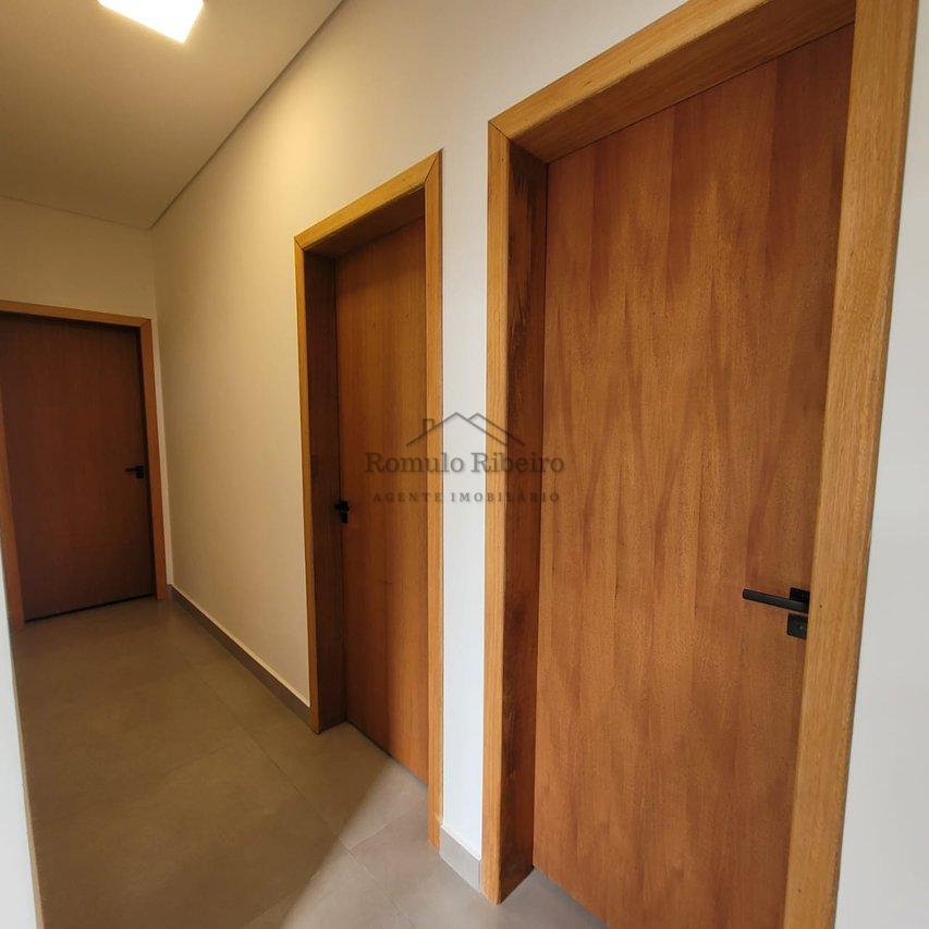 Casa 3 Dorm. 170m² AC/ R$1.250.000,00 Condomínio Lagos D’Icaraí, Salto em São Paulo Rua Guaíba Salto - 