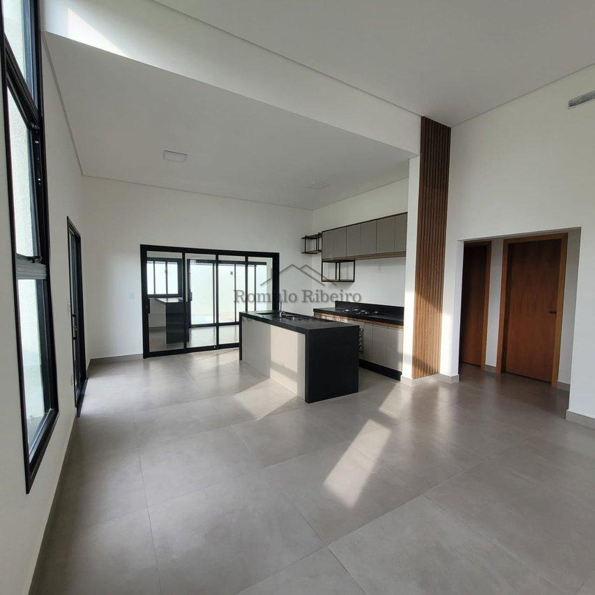 Casa 3 Dorm. 170m² AC/ R$1.250.000,00 Condomínio Lagos D’Icaraí, Salto em São Paulo Rua Guaíba Salto - 
