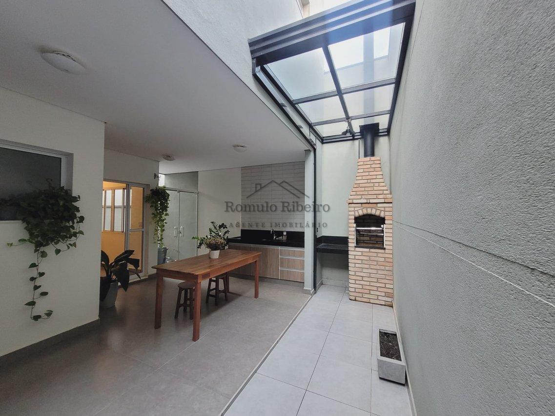Sobrado à venda 3 Dorm. R$695.000,00 – Bairro Panorama, Salto/SP Rua Belo Horizonte Salto - 