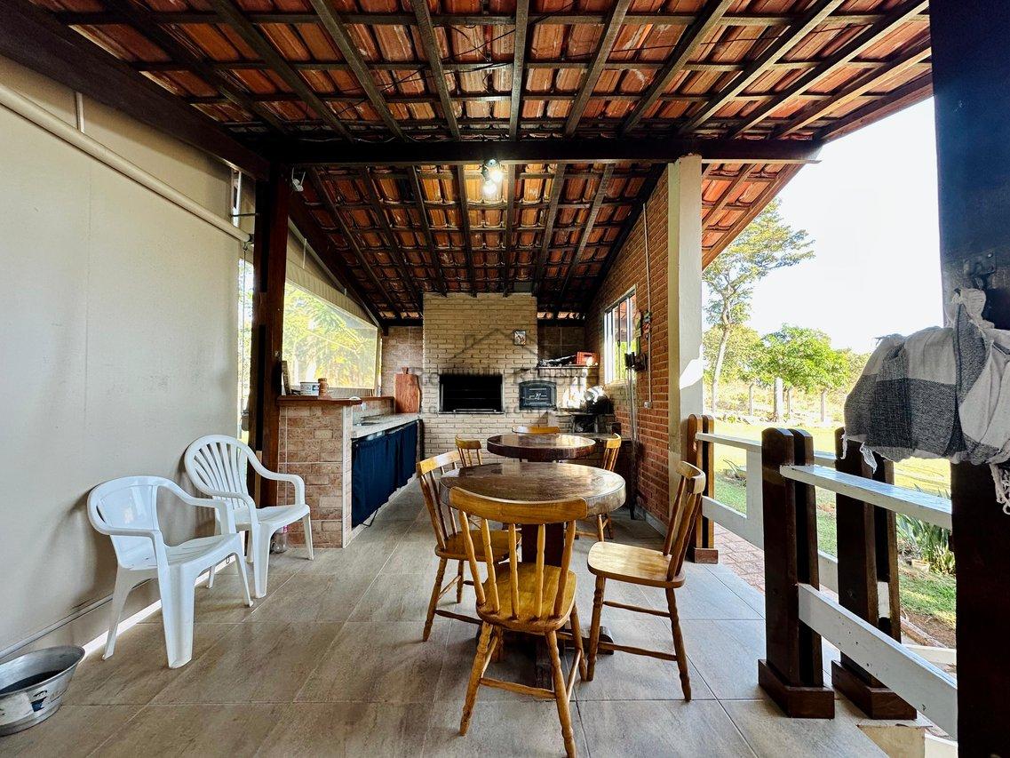 Chácara 4 Dormitórios 5.020m² R$880.000,00 Bairro Pinhal em Cabreúva – SP Rodovia Dom Gabriel Paulino Bueno Couto Cabreuva - 