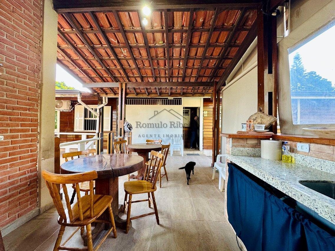 Chácara 4 Dormitórios 5.020m² R$880.000,00 Bairro Pinhal em Cabreúva – SP Rodovia Dom Gabriel Paulino Bueno Couto Cabreuva - 