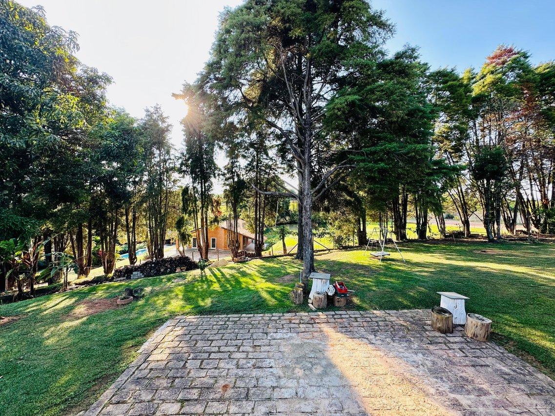 Chácara 4 Dormitórios 5.020m² R$880.000,00 Bairro Pinhal em Cabreúva – SP Rodovia Dom Gabriel Paulino Bueno Couto Cabreuva - 