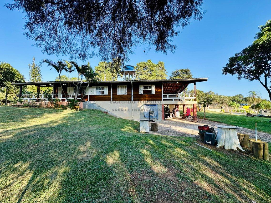 Chácara 4 Dormitórios 5.020m² R$880.000,00 Bairro Pinhal em Cabreúva – SP Rodovia Dom Gabriel Paulino Bueno Couto Cabreuva - 