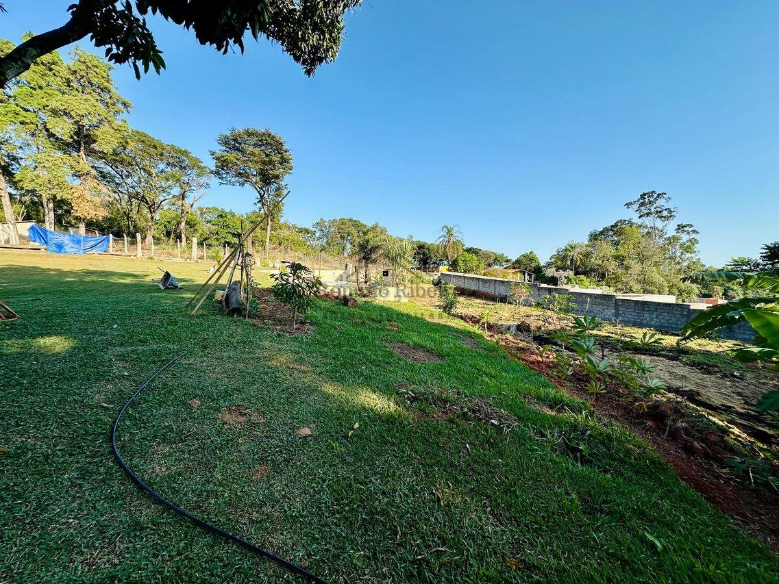 Chácara 4 Dormitórios 5.020m² R$880.000,00 Bairro Pinhal em Cabreúva – SP Rodovia Dom Gabriel Paulino Bueno Couto Cabreuva - 