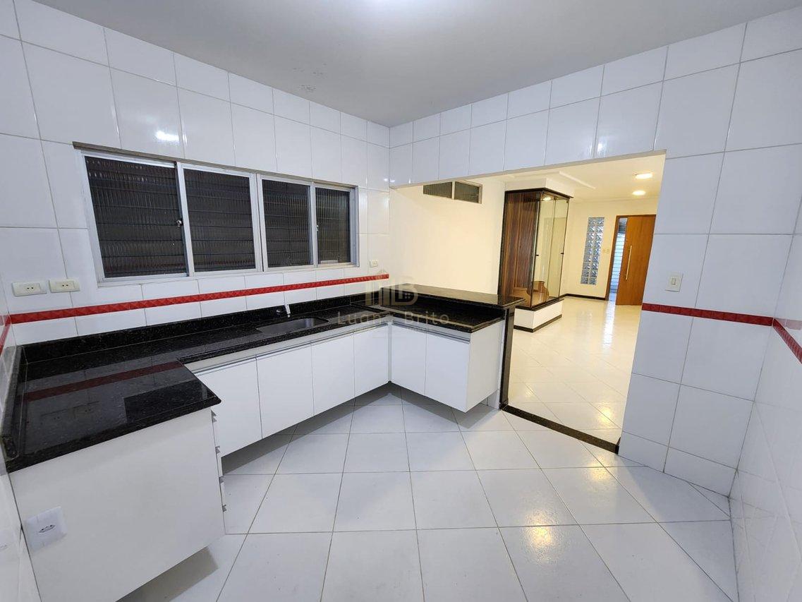 ALUGUEL DE CASA NA VARZEA  2 QUARTOS COM VAGA DE GARAGEM  Recife - 