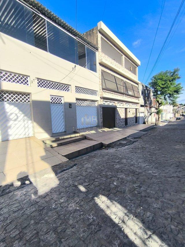 VENDO EXCELENTE CASA NO IBURA - Recife - 