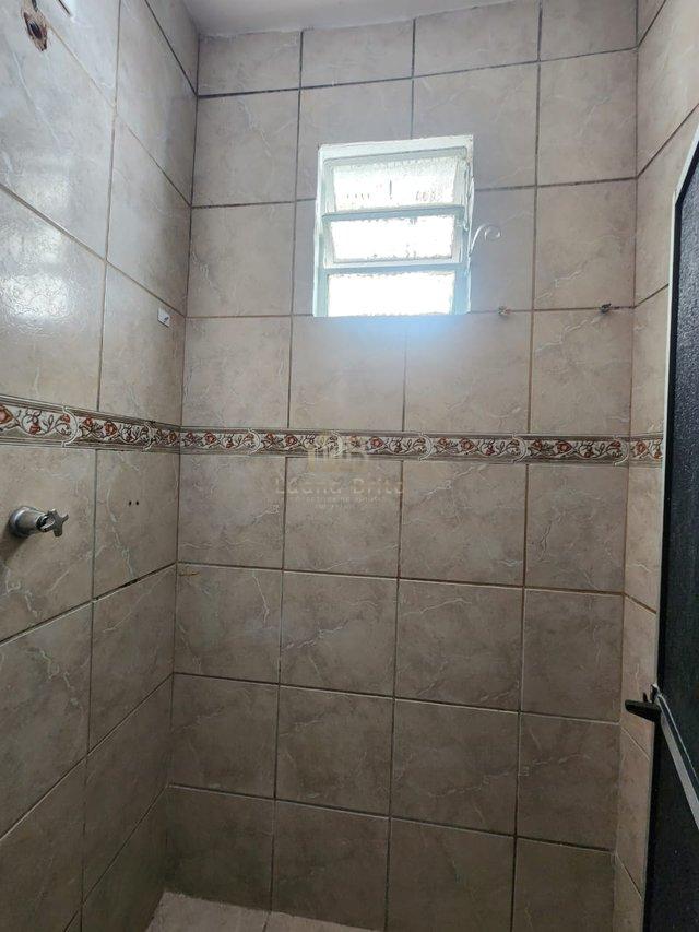 ALUGO CASA NA IPUTINGA COM VAGA DE GARAGEM Rua Cosme Bezerra Cavalcanti Recife - 