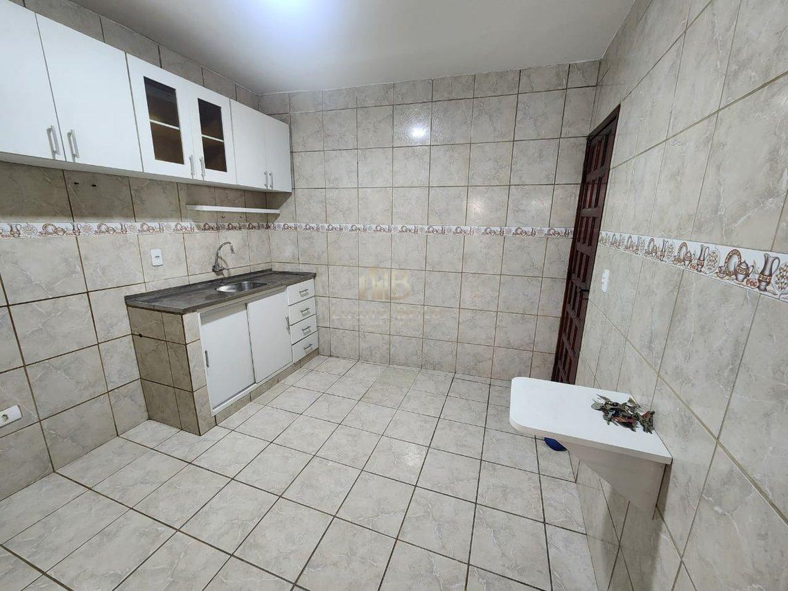 ALUGO CASA NA IPUTINGA COM VAGA DE GARAGEM Rua Cosme Bezerra Cavalcanti Recife - 