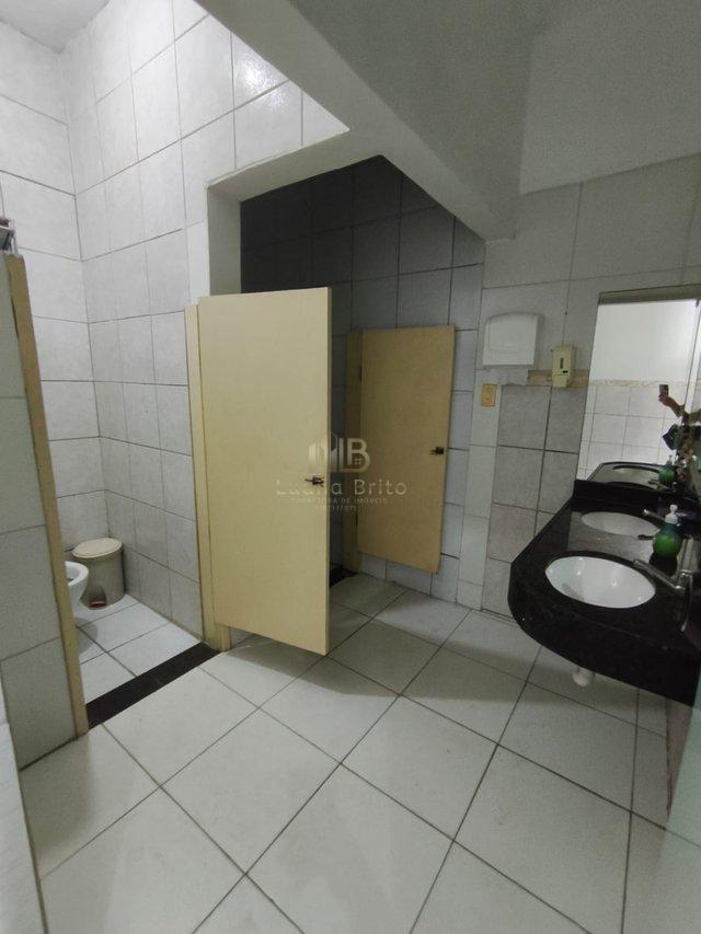 LOCAÇÃO DE ESPAÇO PARA FINS COMERCIAIS EM CAMARAGIBE RUA ANTONIO SOUTO Camaragibe - 